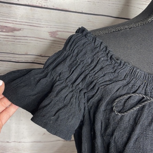 Moon River Ruched Black Cropped Blouse Sz XS! - Picture 3 of 7
